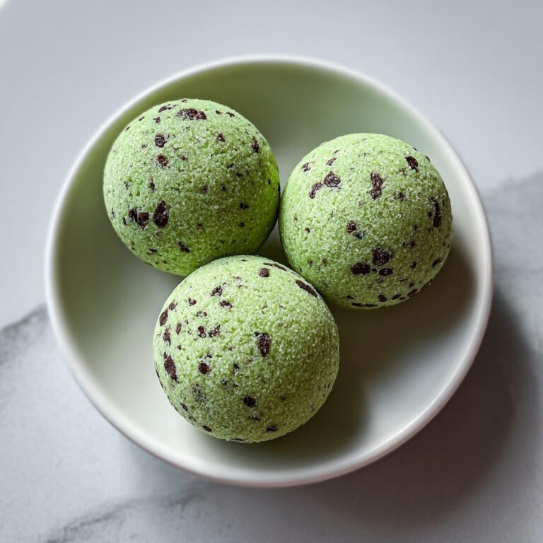 5 Amazing No-Bake Mint Chocolate Chip Protein Balls Recipe